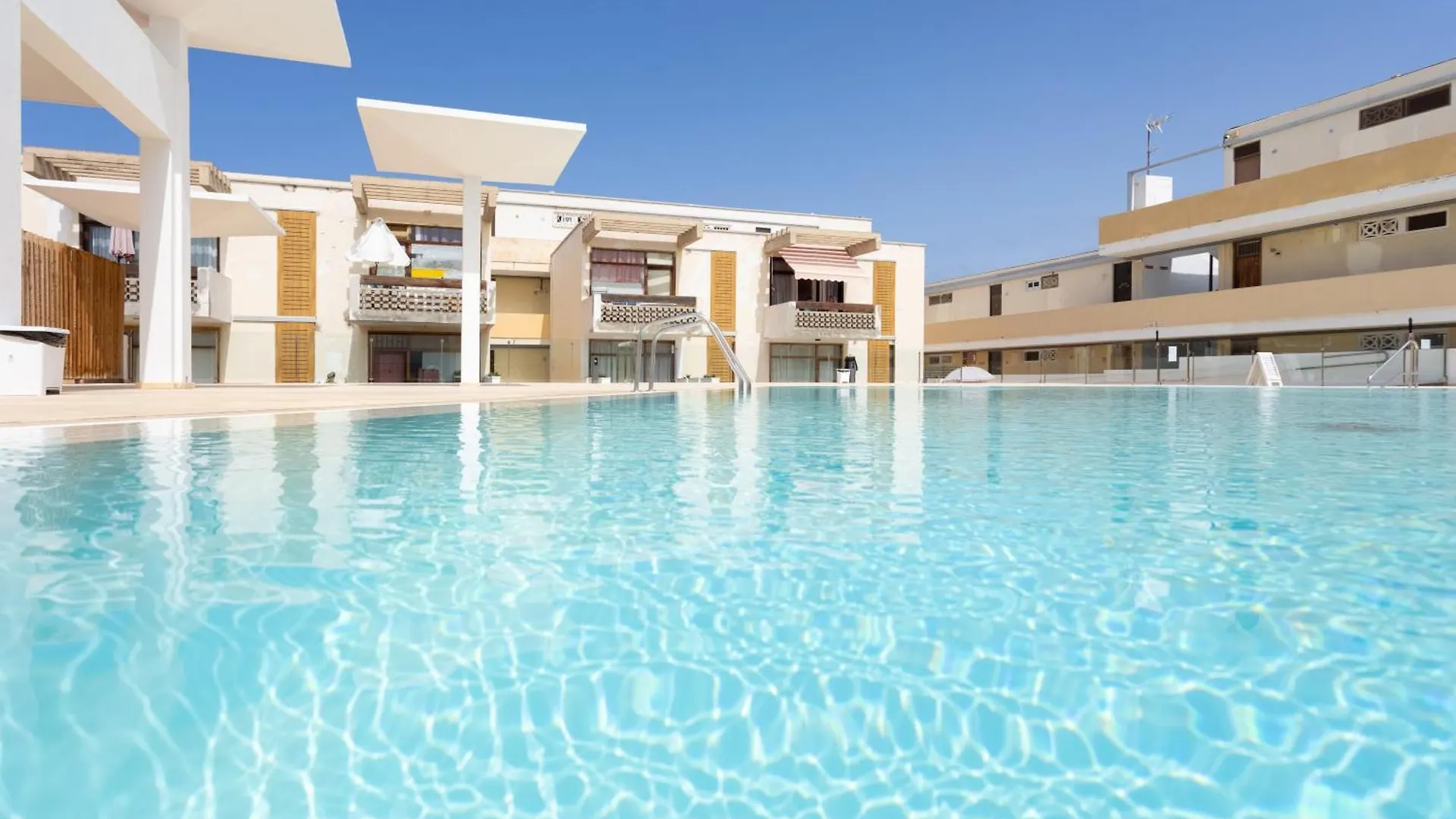 Home2Book Sunlit Apt, Pool & Terrace, Las Americas Arona
